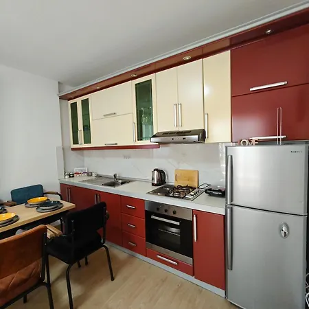 E&e Mali I Robit Apartment *